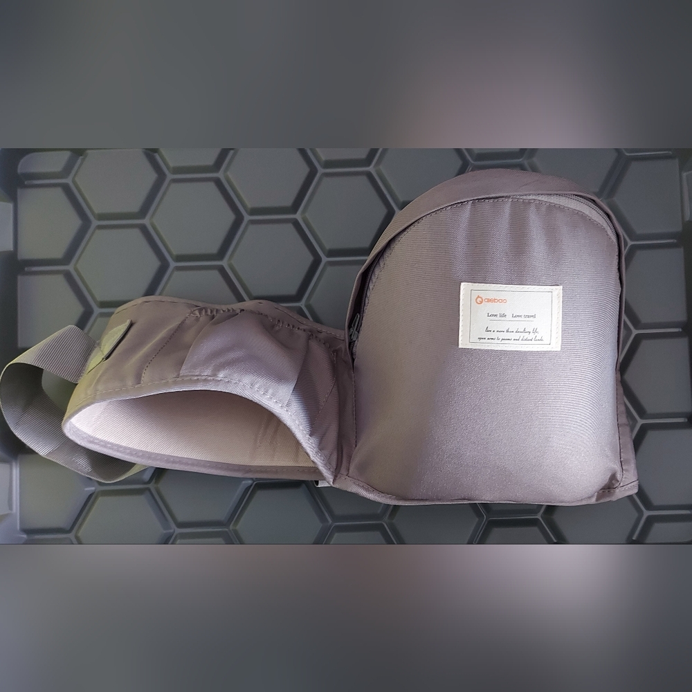 **3 Listings $30**                     Baby Hip Carrier